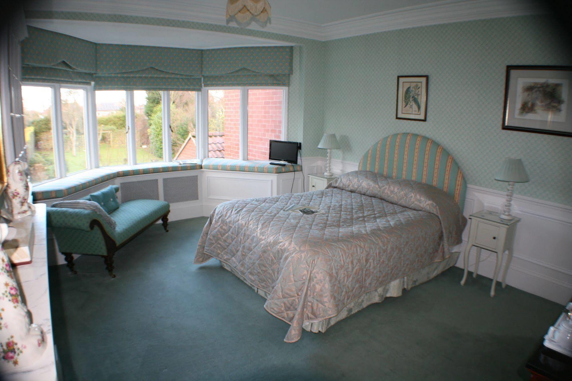 The Heathers Guest House York Exterior photo